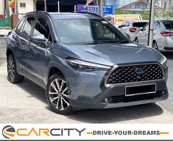 2022 Toyota COROLLA CROSS 1.8 HYBRID - 60K MILEAGE - 1