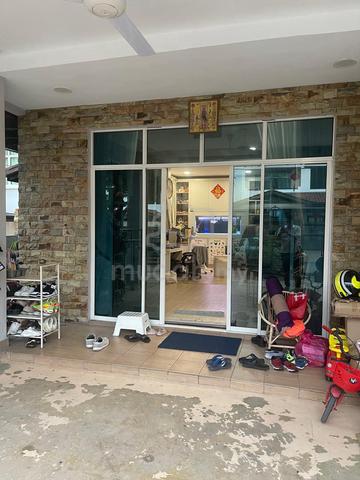 Bukit Serdang 2-Storey Semi-Detached Freehold House 1