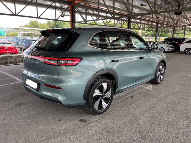2025 Proton EMAS 7 PREMIUM - Almost branch new !! - 4