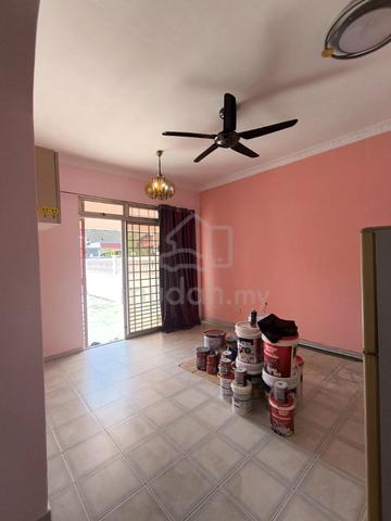 Taman Perling ( Double Storey House ) For Rent 1