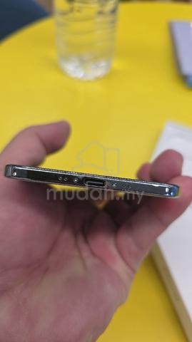 Demo phone 100% like new condition - photo 4 of 6