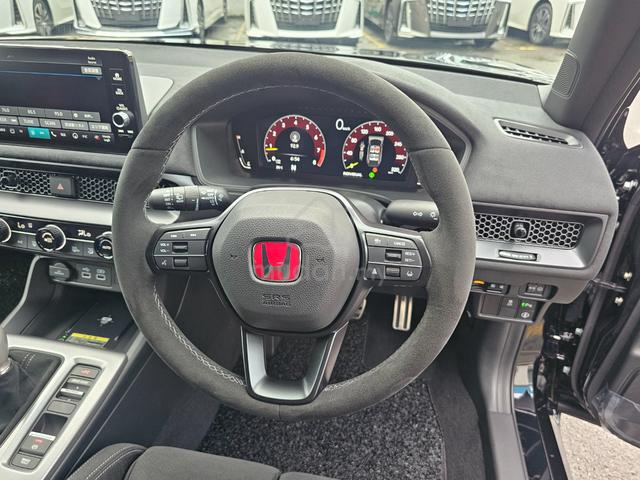 2025 Honda CIVIC 2.0 TYPE R MY23 FL5 (M) BLACK - 3