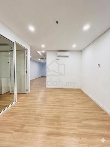 Shop Office D'Piazza D Piazza Mal FullReno Bayan Lepas near Promenade 1