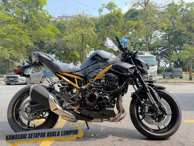 Carousel Image