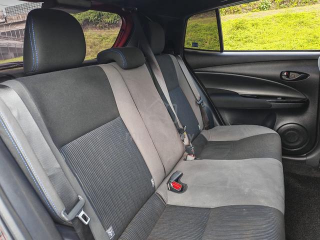 Toyota YARIS 1.5 E (A) FACELIFT/360 CAMERA/ E G - 5