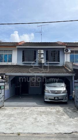 Taman Bukit Kempas / Johor Bahru / Johor 1
