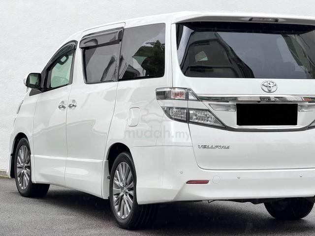 2013 Toyota VELLFIRE 2.4 Z G-EDITION ANH20W - 2