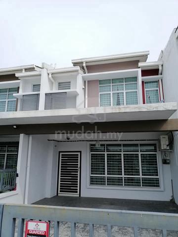 MURAH NONBUMI Basic With 2 Airconds 2 STOREY TERRACE HILLPARK MAPEL 1