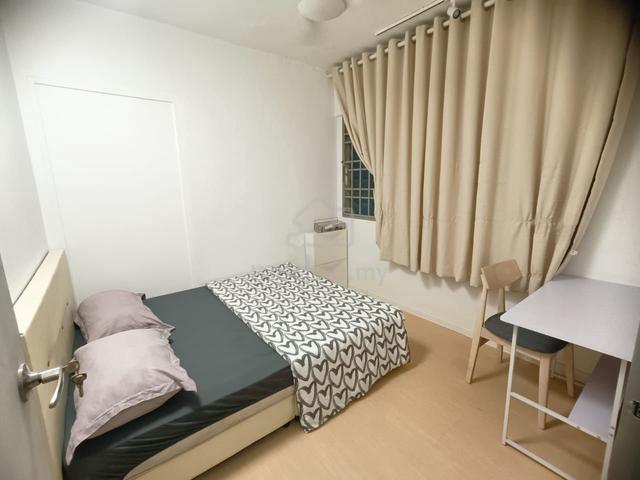 Tanjong Tokong Puncak Erskine Room for Rent for Female Only 1