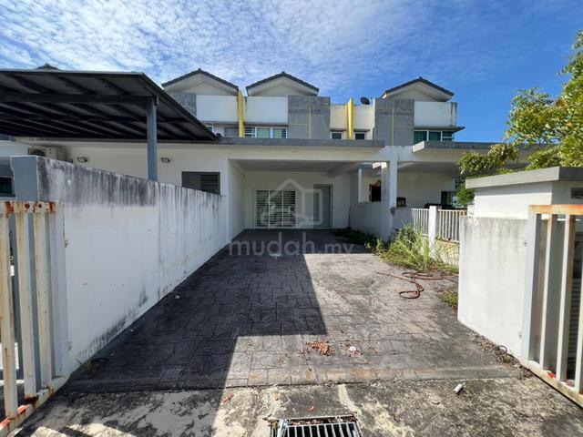 1600sqft, 2 Storey Terrace Cherry lll, Bandar Hill Park, Puncak Alam 1