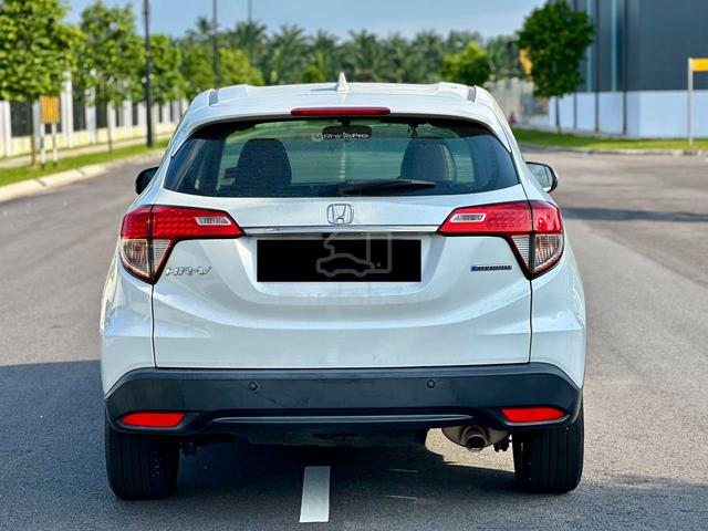 -2019 Honda HR-V 1.5 HYBRID FACELIFT (A) Full Loan - 3