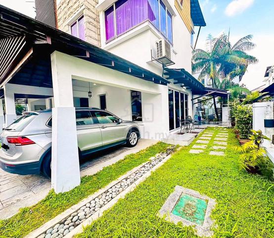 3-storey Semi-D, near KGSAAS at Seksyen 13 Shah Alam for Sale 1