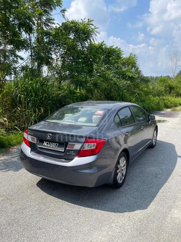 2013 Honda CIVIC 1.8 S (A) - 4