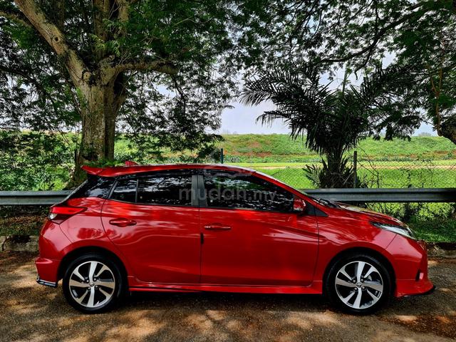 Toyota Yaris 1.5 E Pre-Crash LaneKeep 360Camera - 3