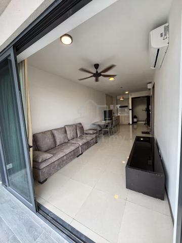 Jesselton Twin Towers 1