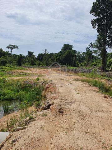 Tanah berkeluasan 1 ekar di Kuala Rompin jalan persekutuan utama 1
