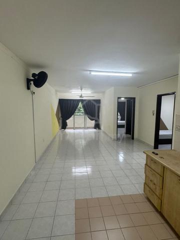 Flora Damansara 1
