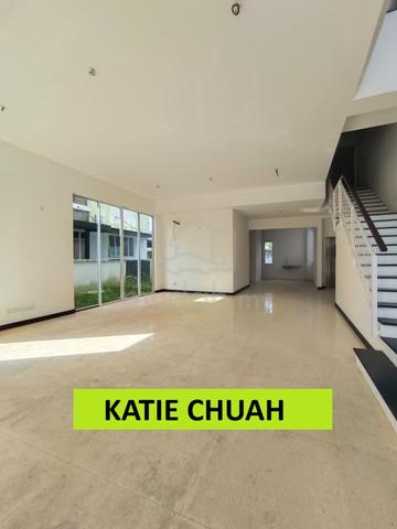 NICE! Tmn Villa Sentri, 3 Storey Semi D With Lift, Ori, Bukit Mertajam 1