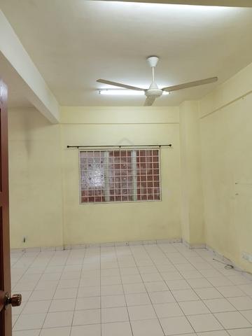 Selesa I-Resort Apartment 1