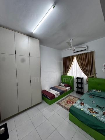 Seri Topaz Residence Puchong 1