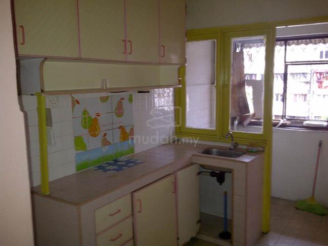 Dahlia Apartment (Ampang) 1