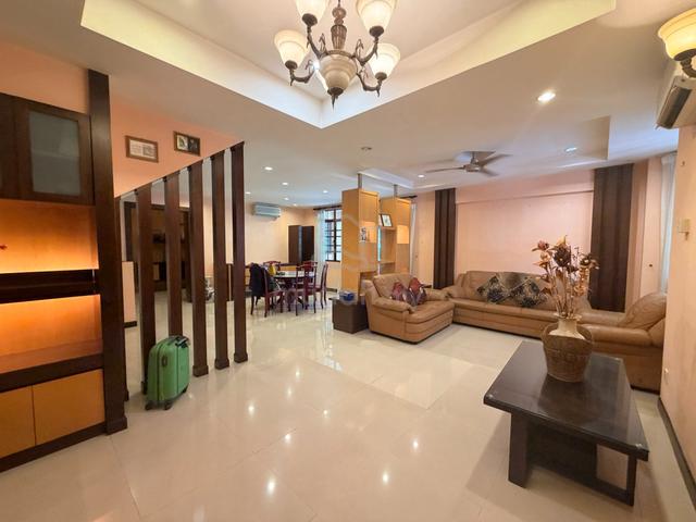 Cheap Renovate 2 Sty Terrace Corner in Bandar Tun Hussein Onn, Cheras 1