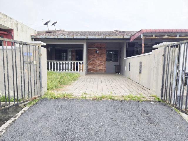Single Storey Terrace, Taman Paroi Jaya, Paroi, Seremban 1
