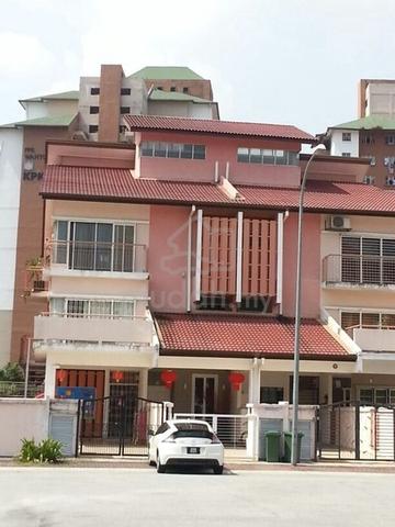 2sty Town House, jalan Ipoh, Sri Utara, Villa Mas 2, Gated Guarded 1