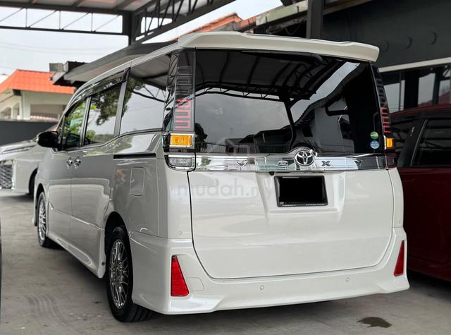 Toyota Voxy 2.0 ZS Kirameki II Edition (A) 2019/22 - 3