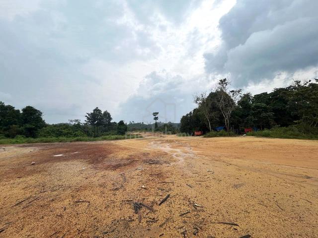 LAND FOR LEASE NEARBY FUTURE ECRL Gambang Kuantan Pahang 1