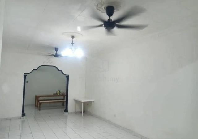 Jalan impian ria senai single storey for rent 1