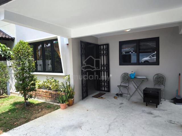 FOR RENT | Tanjung Bungah - Single-Storey Semi-Detached House 1
