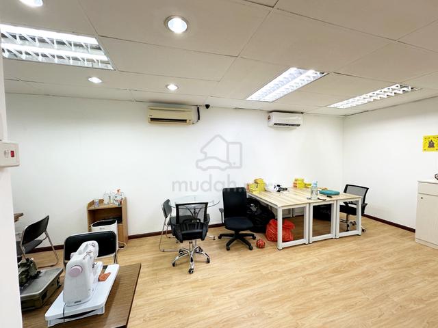 (Furnished Renovated) Desa Aman Puri Kepong Jalan Desa 1/3 1