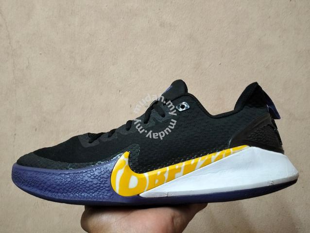 kasut nike kobe