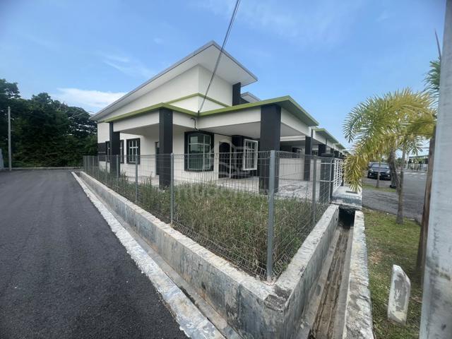 Single Storey Terrace, Taman Puncak Rambai @Bkt Rambai Melaka 1