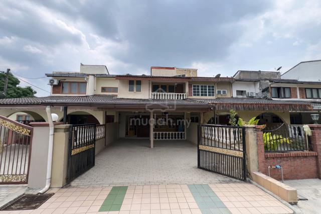 2 Storey Terrace 22x70 Taman Melewar Freehold KL 40 FT wide Front Road 1