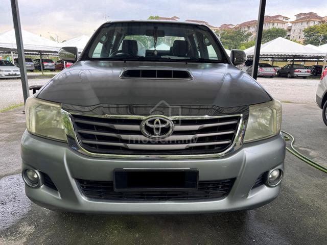 2014 Toyota HILUX 2.5 G VNT (A) FACELIFT 1OWNER - 4