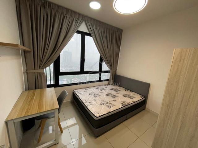 Medium room Tuan residancy 1
