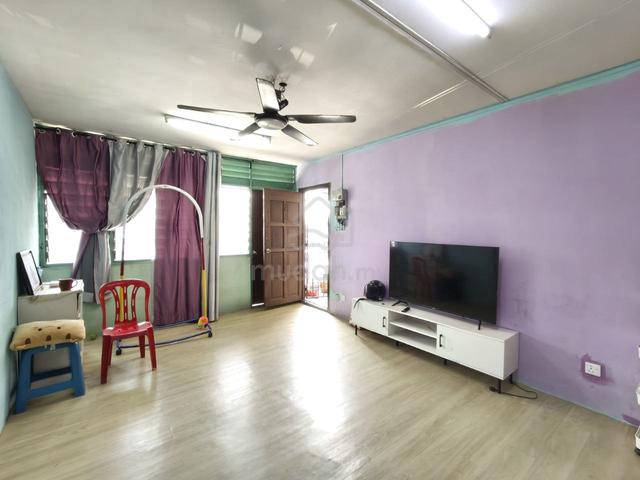 Flat PKNS Seksyen 18 Shah Alam 1