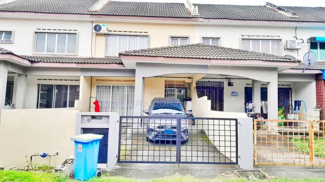 [ BELOW MARKET VALUE] 2 Storey House Bandar Seri Ehsan near KLIA 1