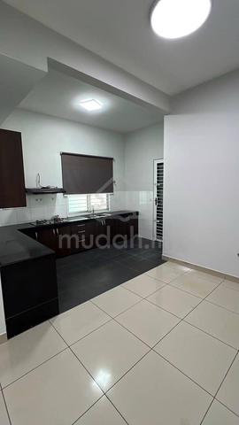 2-ꜱᴛᴏʀᴇʏ Perennia @ Bandar Rimbayu |Partially Furnish | 4 1 B&R 1
