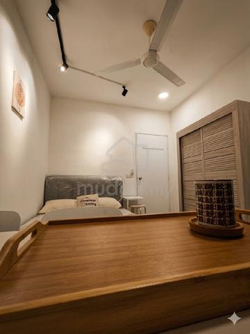 FEMALE Unit Master With Private Bathroom Setia Alam City Mall 1