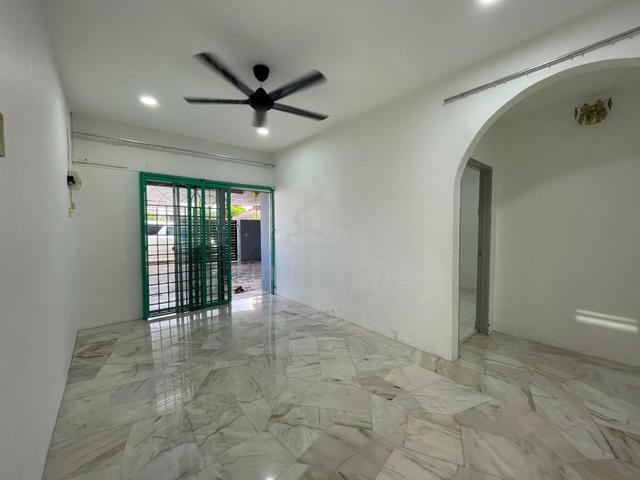For Rent Teres House | 3 Bedrooms | Partly Furnished | 5-10min to Town 1