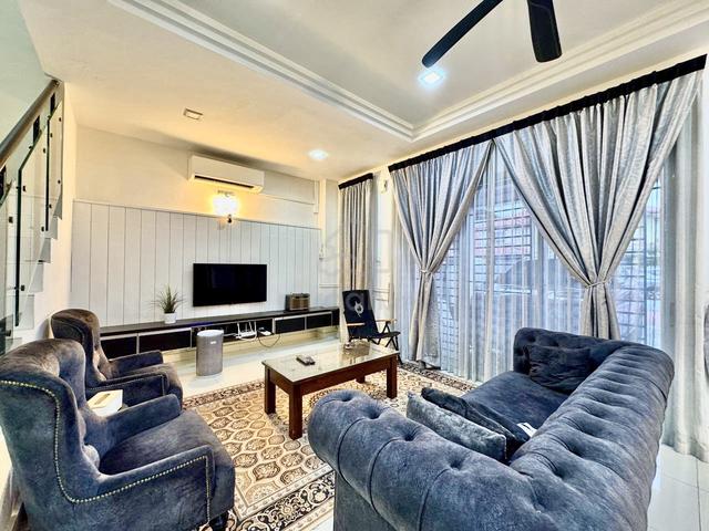 RENOVATED Double Storey Dkayangan Arabella Seksyen 13 Shah Alam 1