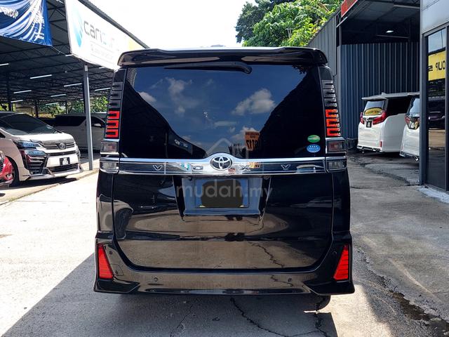 2018 Toyota VOXY 2.0 ZS KIRAMEKI💙3 Year Warranty - 4