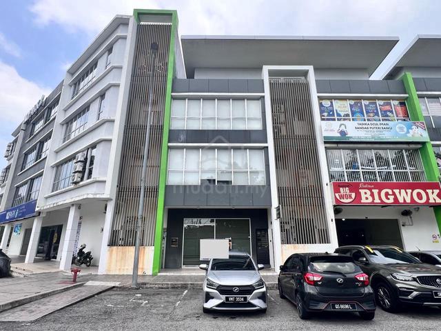 Ground Floor Shop Bandar Puteri Bangi Fully Furnished Renovated 1