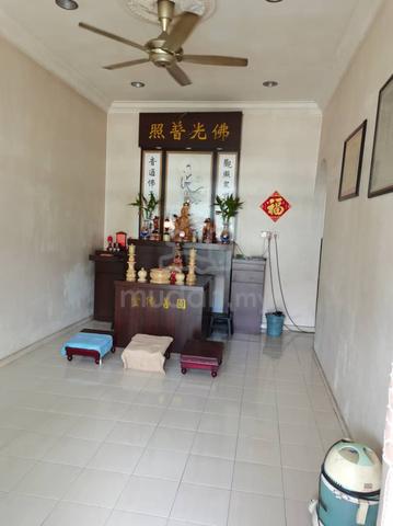 muar town taman sri cempaka single storey terrance house for sale 1
