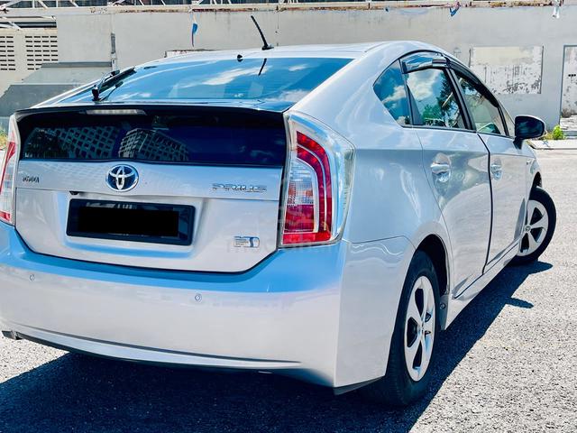 2013 Toyota PRIUS 1.8 LUXURY FULL SERVICE L/MILEAG - 2