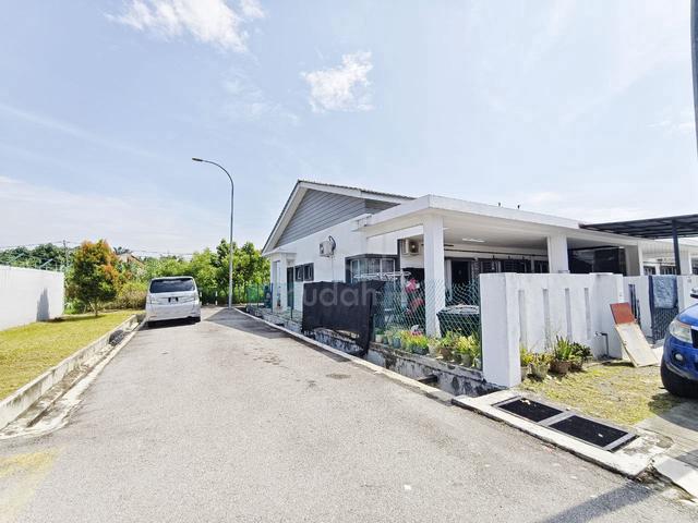 END LOT ( Extra Land) Single Storey Sungai Pinang Pulau Indah Klang 1