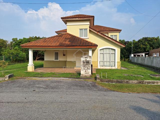 [FREEHOLD OPEN TITLE] 2 Sty Bungalow Tmn Pantai Sepang Putra Sg Pelek 1